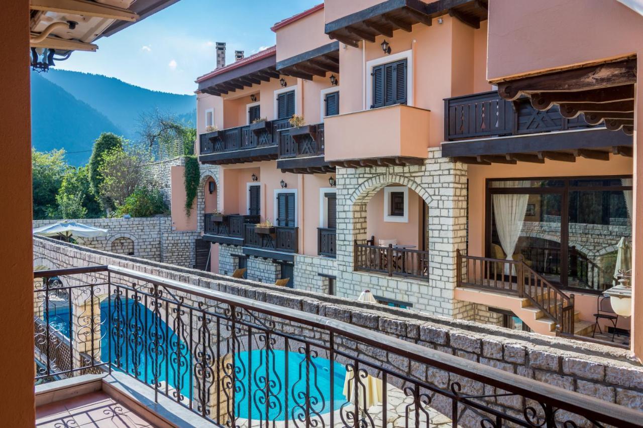 Villa Virginia Hotel Voutiron Exterior photo
